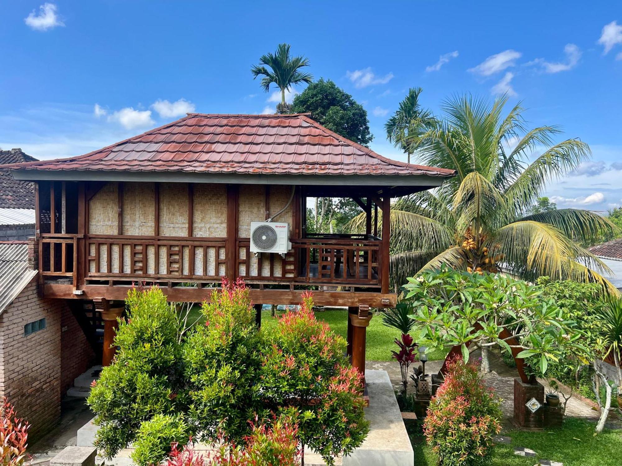 Bello Bungalow Batukliang Kültér fotó